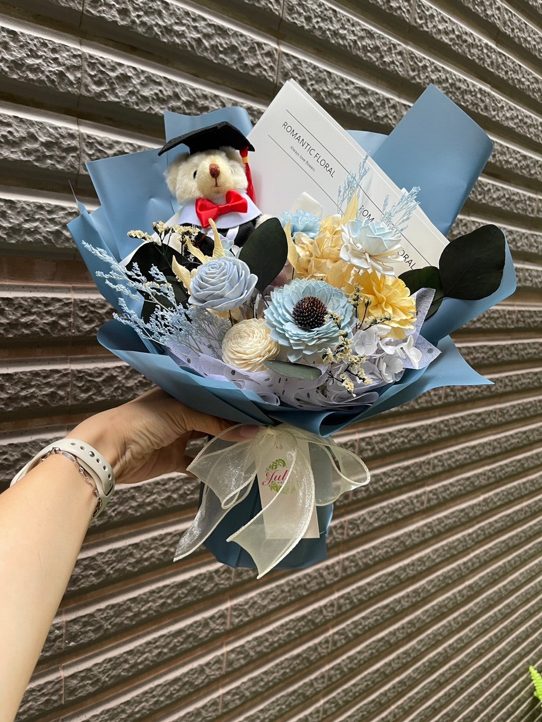 畢業熊花束-中型約30*40(寬高)