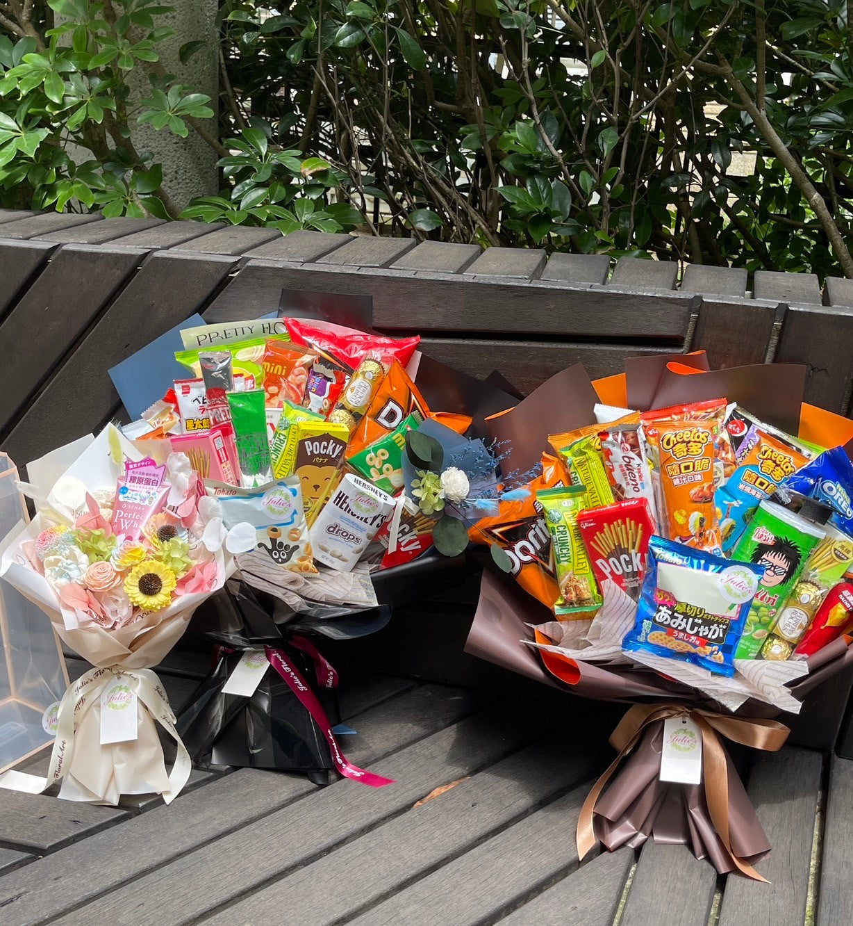 零食花束-特大型約42*56公分(寬高)