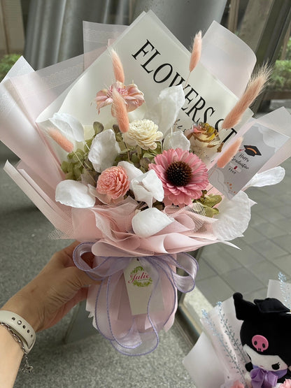 畢業花束-中型約30*40(寬高)
